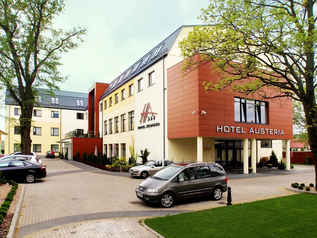 Hotel Austeria Conference & Spa Цехоцинек Экстерьер фото